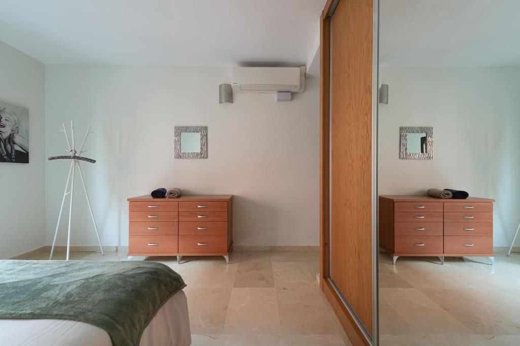 Modern Canteras